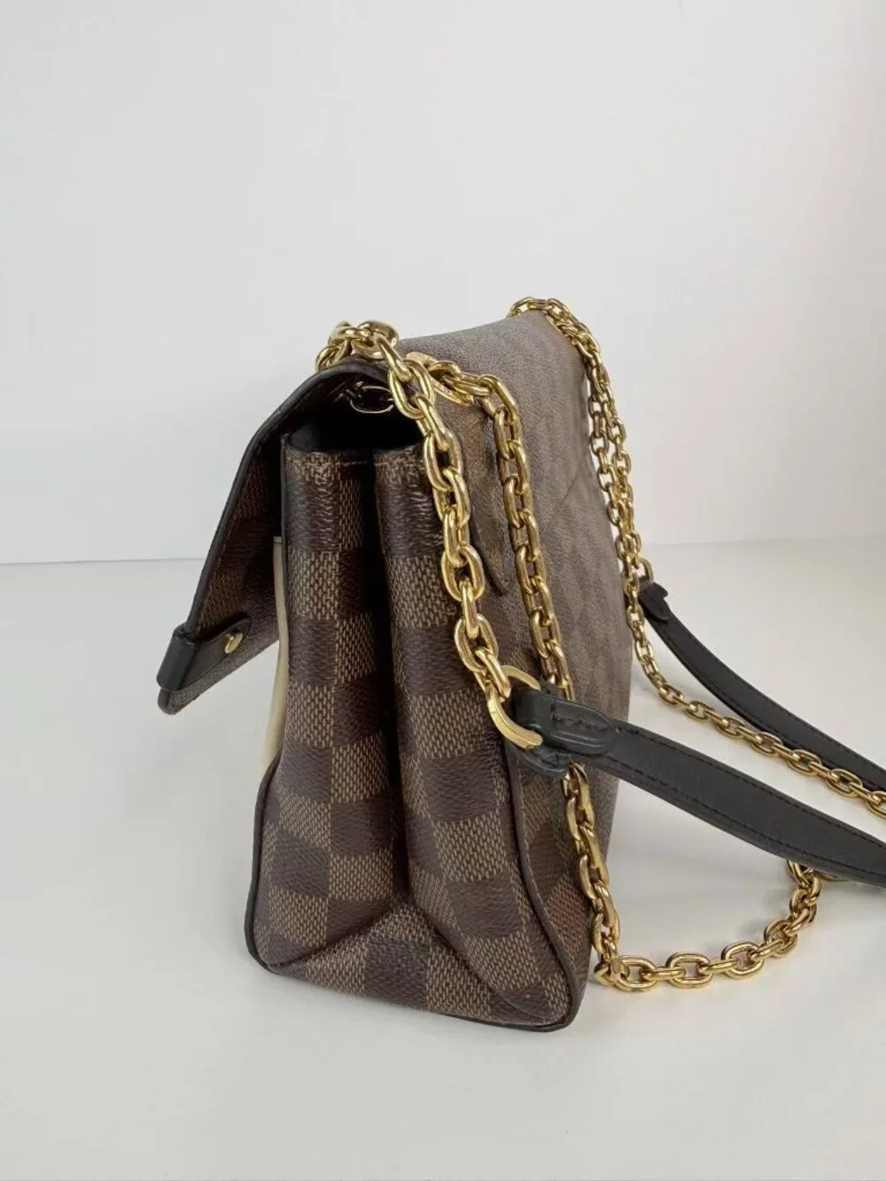 Louis Vuitton very good